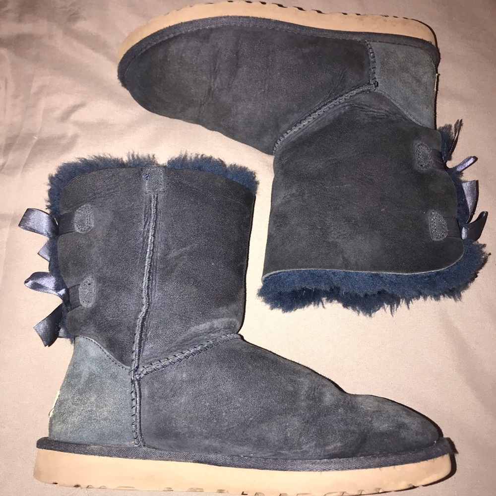 navy blue uggs